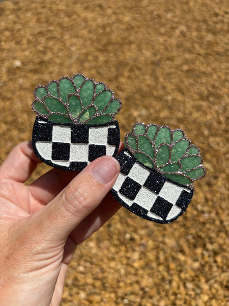 Checkered Succulent Pot Vent Clips
